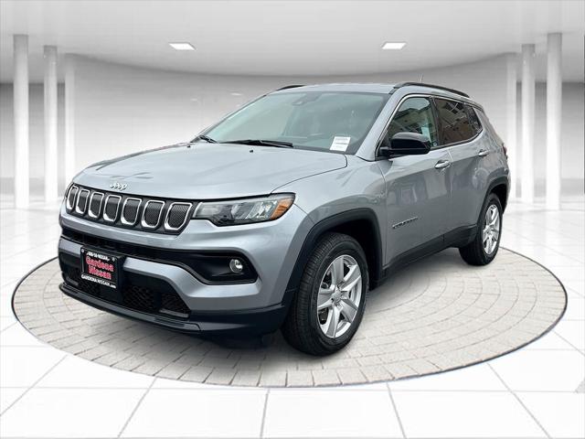 2022 Jeep Compass Latitude FWD