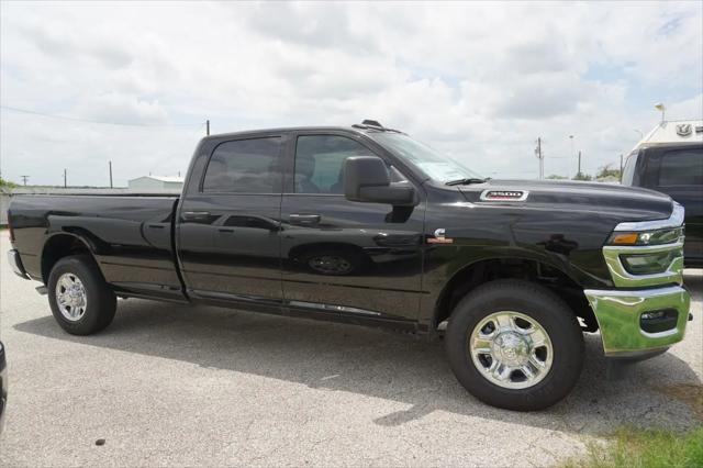 2025 Ram 3500 Tradesman Crew Cab 4x2 8' Box
