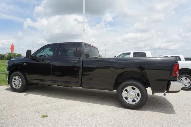 2025 Ram 3500 Tradesman Crew Cab 4x2 8' Box