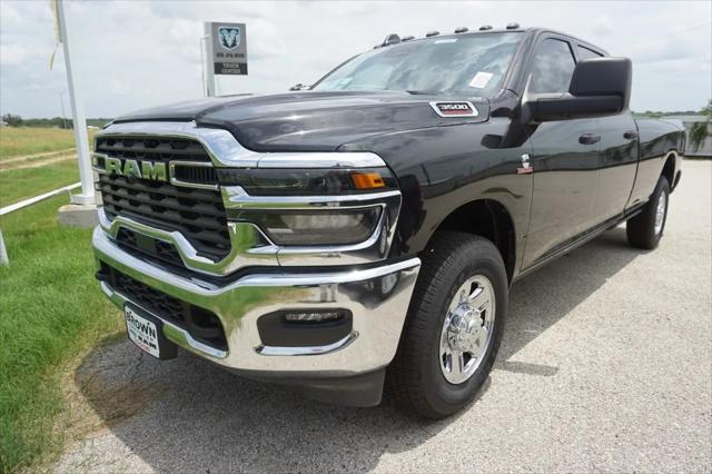 2025 Ram 3500 Tradesman Crew Cab 4x2 8 Box