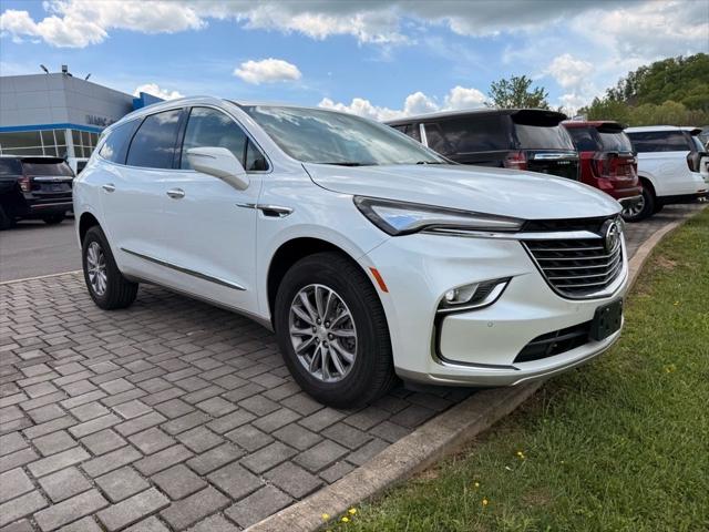 2022 Buick Enclave AWD Essence
