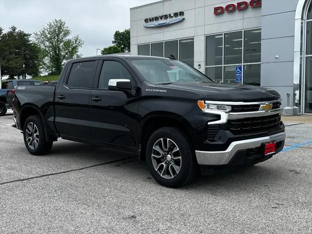 2022 Chevrolet Silverado 1500 4WD Crew Cab Short Bed LT with 2FL