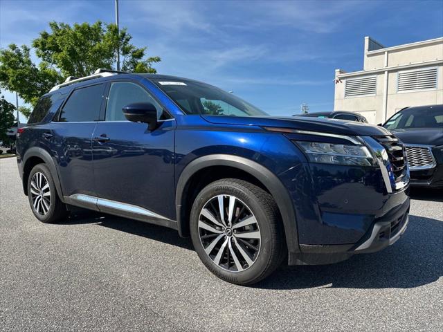 2024 Nissan Pathfinder Platinum FWD