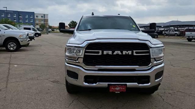 2021 RAM 2500 Tradesman Crew Cab 4x4 8 Box
