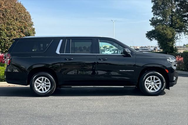 2021 Chevrolet Suburban 2WD LT