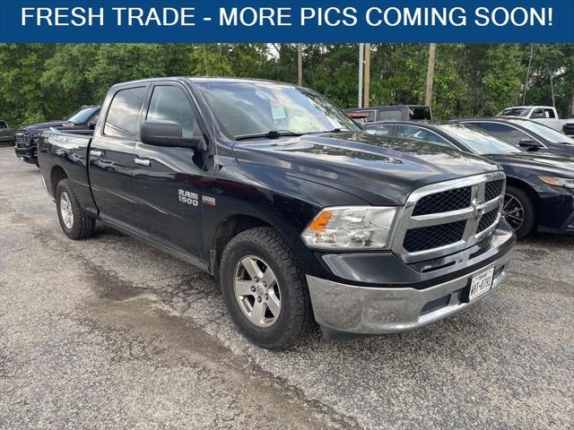 2017 RAM 1500 SLT Crew Cab 4x2 64 Box
