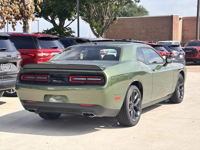 2023 Dodge Challenger SXT