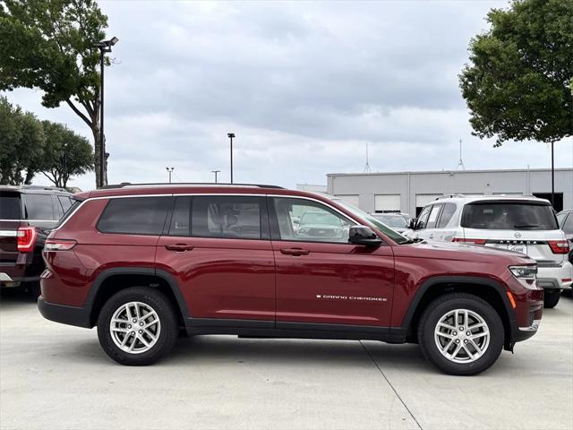 2023 Jeep Grand Cherokee L Laredo 4x2