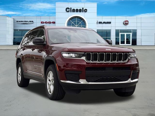 2023 Jeep Grand Cherokee L Laredo 4x2