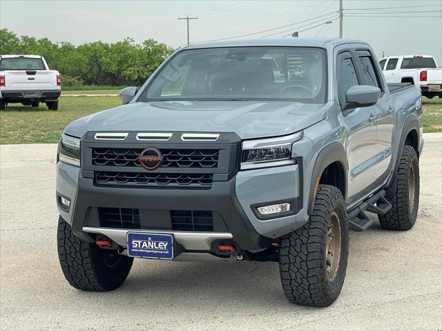 2025 Nissan Frontier Crew Cab PRO-4X 4x4