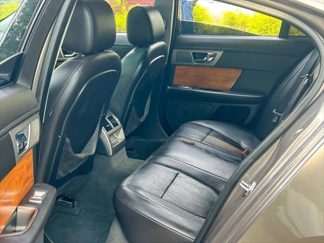 2009 Jaguar XF Luxury