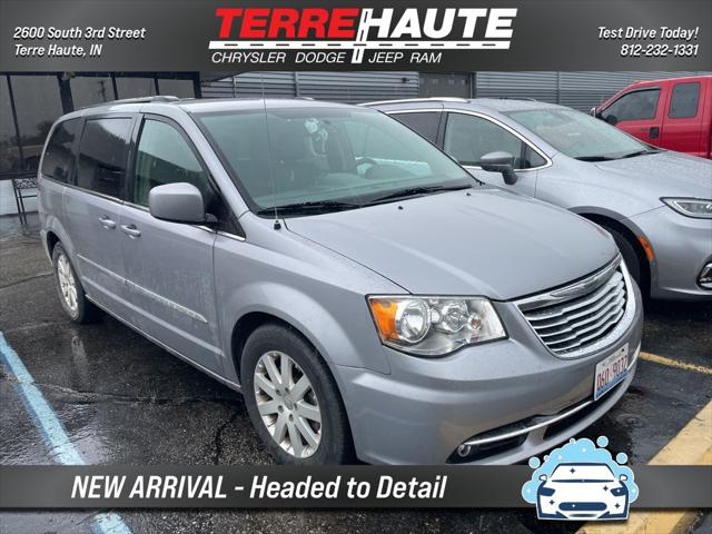 2016 Chrysler Town and Country Touring