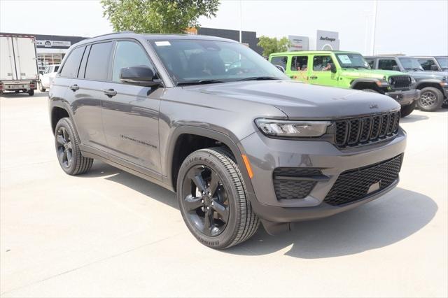 2025 Jeep Grand Cherokee Altitude X 4x4