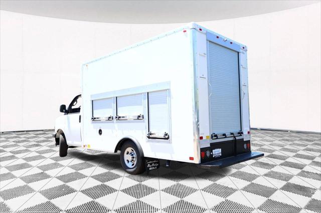 2024 Chevrolet Express Cutaway Work Van