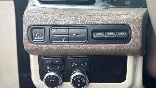 2021 GMC Yukon XL 4WD Denali