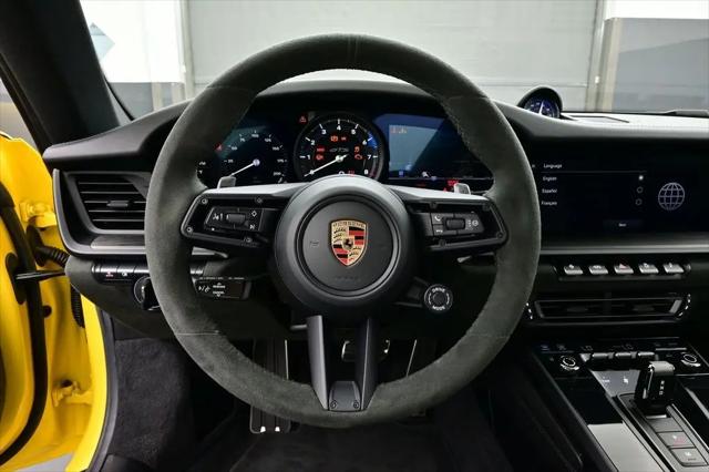 2024 Porsche 911 Carrera 4 GTS