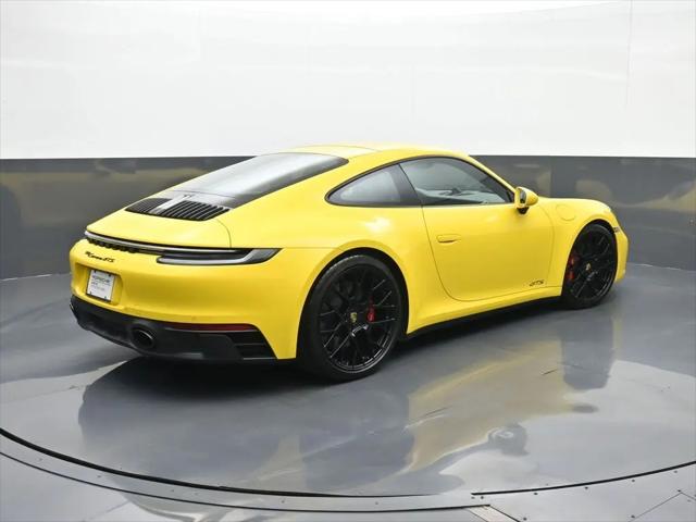 2024 Porsche 911 Carrera 4 GTS