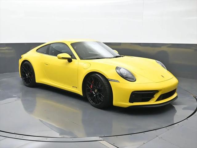 2024 Porsche 911 Carrera 4 GTS