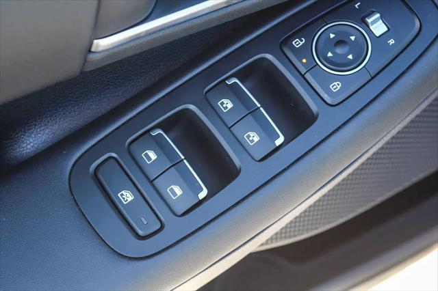 2025 Hyundai Sonata SEL Convenience