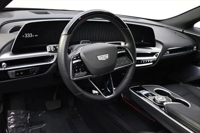 2025 Cadillac iQ Sport w/1SK