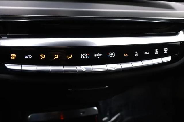 2025 Cadillac iQ Sport w/1SK
