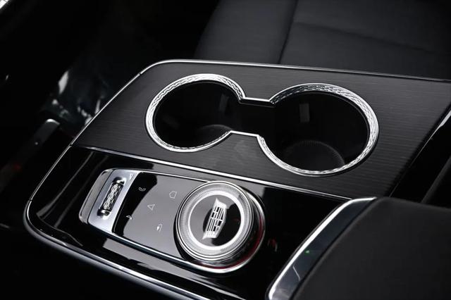 2025 Cadillac iQ Sport w/1SK