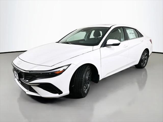 2025 Hyundai Elantra Hybrid Limited