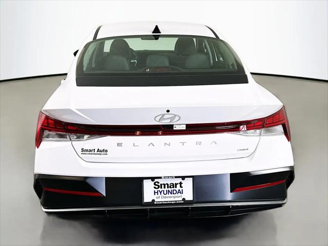 2025 Hyundai Elantra Hybrid Limited