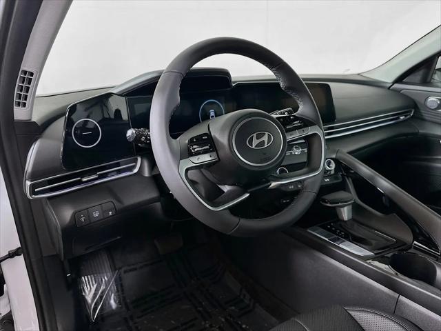 2025 Hyundai Elantra Hybrid Limited