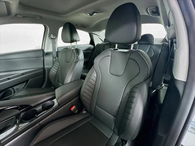 2025 Hyundai Elantra Hybrid Limited
