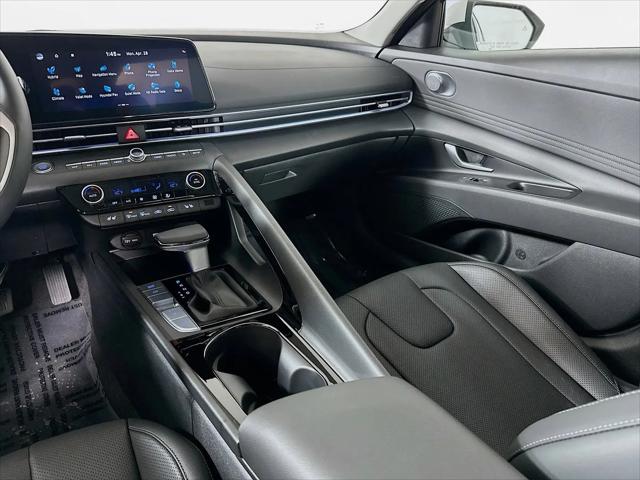 2025 Hyundai Elantra Hybrid Limited