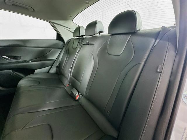 2025 Hyundai Elantra Hybrid Limited