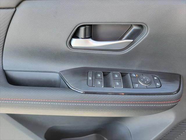 2025 Nissan Kicks SR Intelligent AWD