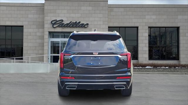 2025 Cadillac XT6 FWD Luxury