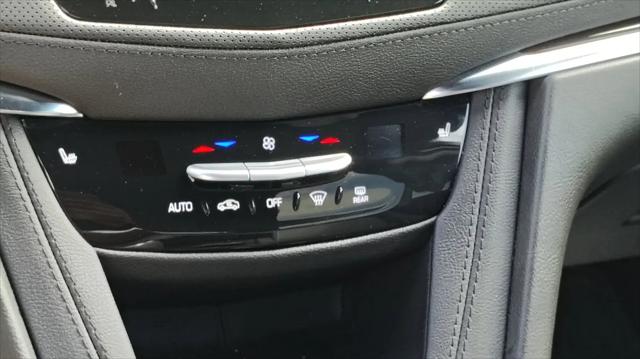 2025 Cadillac XT6 FWD Luxury
