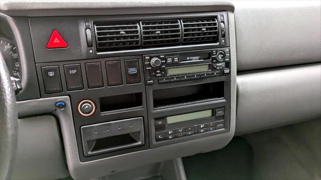 2003 Volkswagen EuroVan GLS