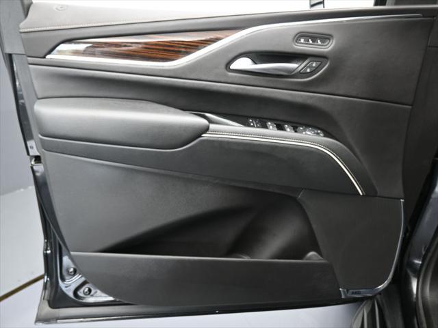 2023 Cadillac Escalade ESV 4WD Premium Luxury