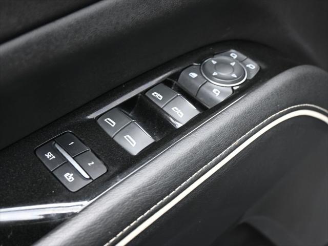 2023 Cadillac Escalade ESV 4WD Premium Luxury