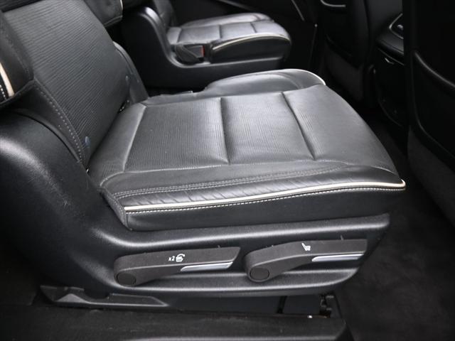 2023 Cadillac Escalade ESV 4WD Premium Luxury
