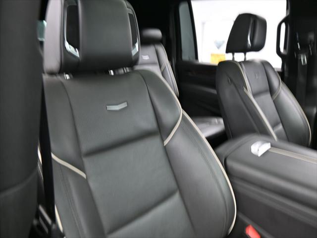 2023 Cadillac Escalade ESV 4WD Premium Luxury