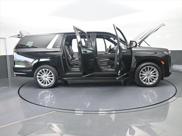 2023 Cadillac Escalade ESV 4WD Premium Luxury
