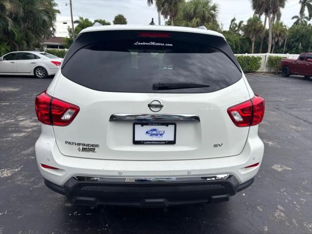 2017 Nissan Pathfinder SV