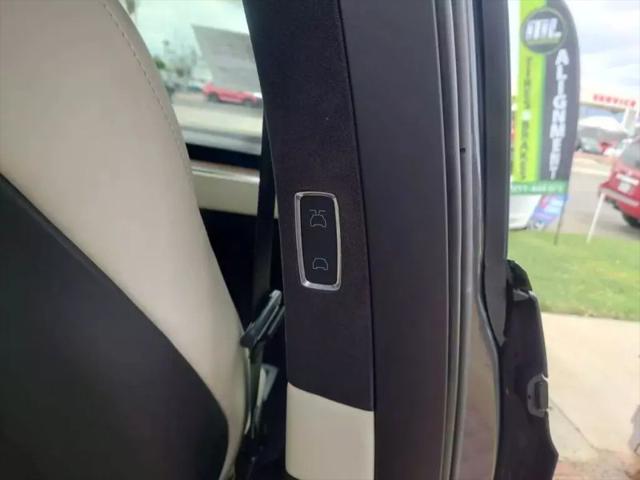 2022 Tesla Model X Dual Motor All-Wheel Drive