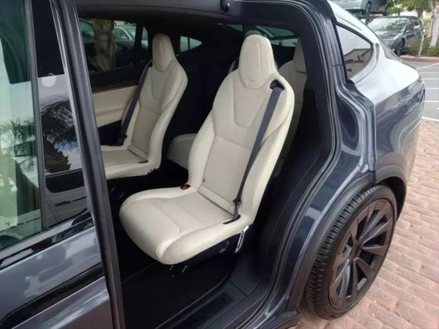 2022 Tesla Model X Dual Motor All-Wheel Drive