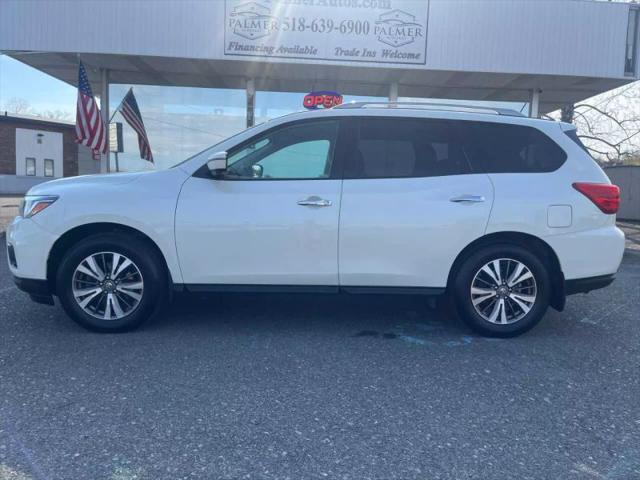 2017 Nissan Pathfinder SL