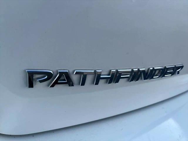 2017 Nissan Pathfinder SL
