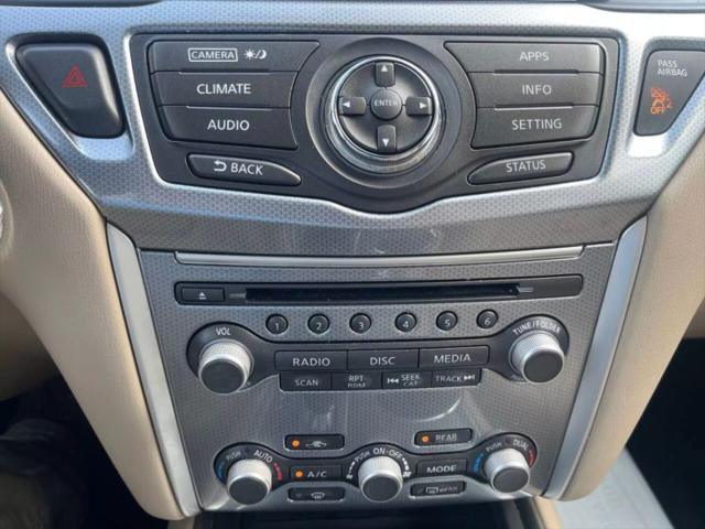 2017 Nissan Pathfinder SL