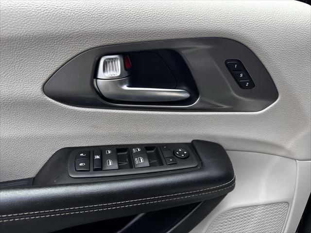 Used 2022 Chrysler Pacifica For Sale in Pikeville, KY