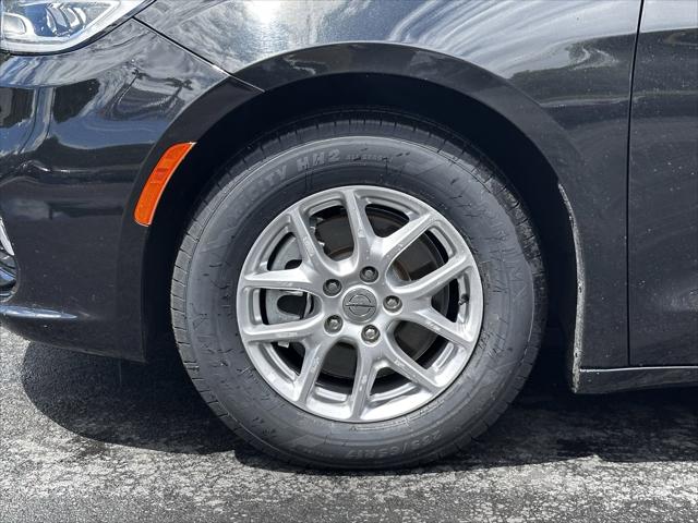 Used 2022 Chrysler Pacifica For Sale in Pikeville, KY
