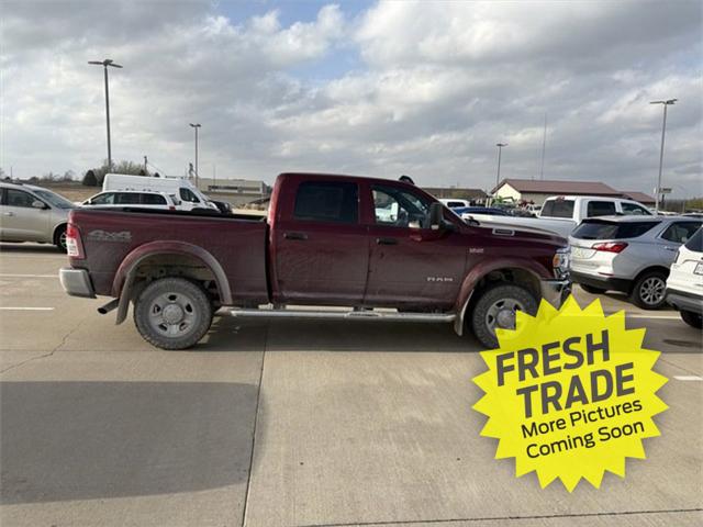 2022 RAM 2500 Tradesman Crew Cab 4x4 64 Box